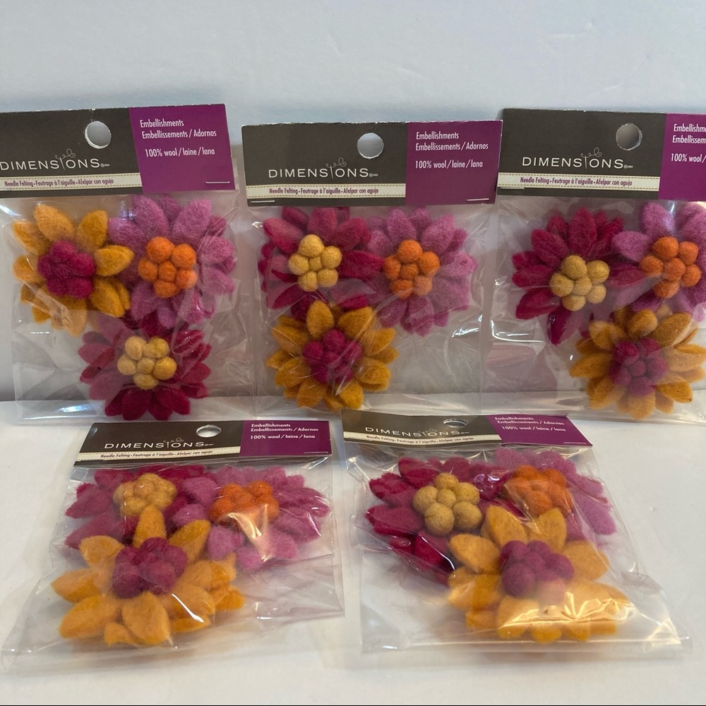 Zinnias Flowers 100% Wool Felt Crafts Applique Embellishments Needle Felting